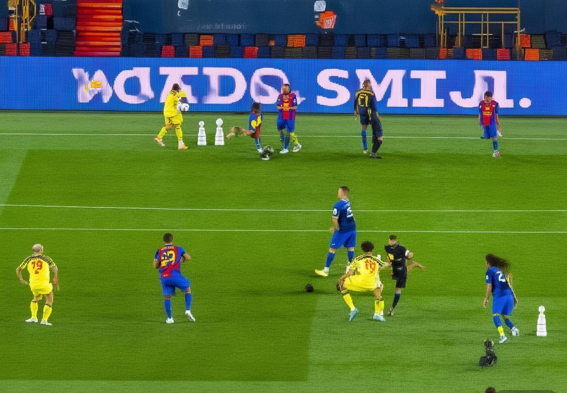 巴塞罗那VS莱万特：战术对决与球星争霸前瞻