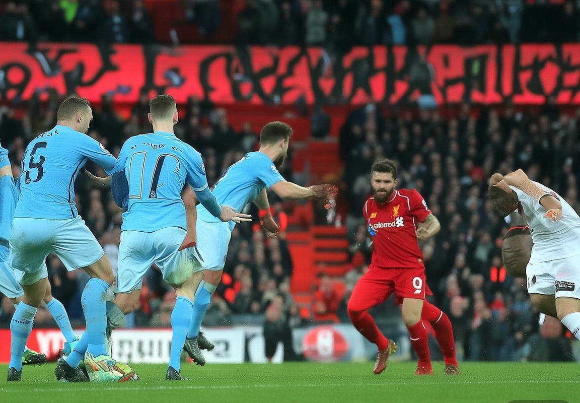 2018英超经典对决：曼城利物浦战术与球星风采对决(图4)